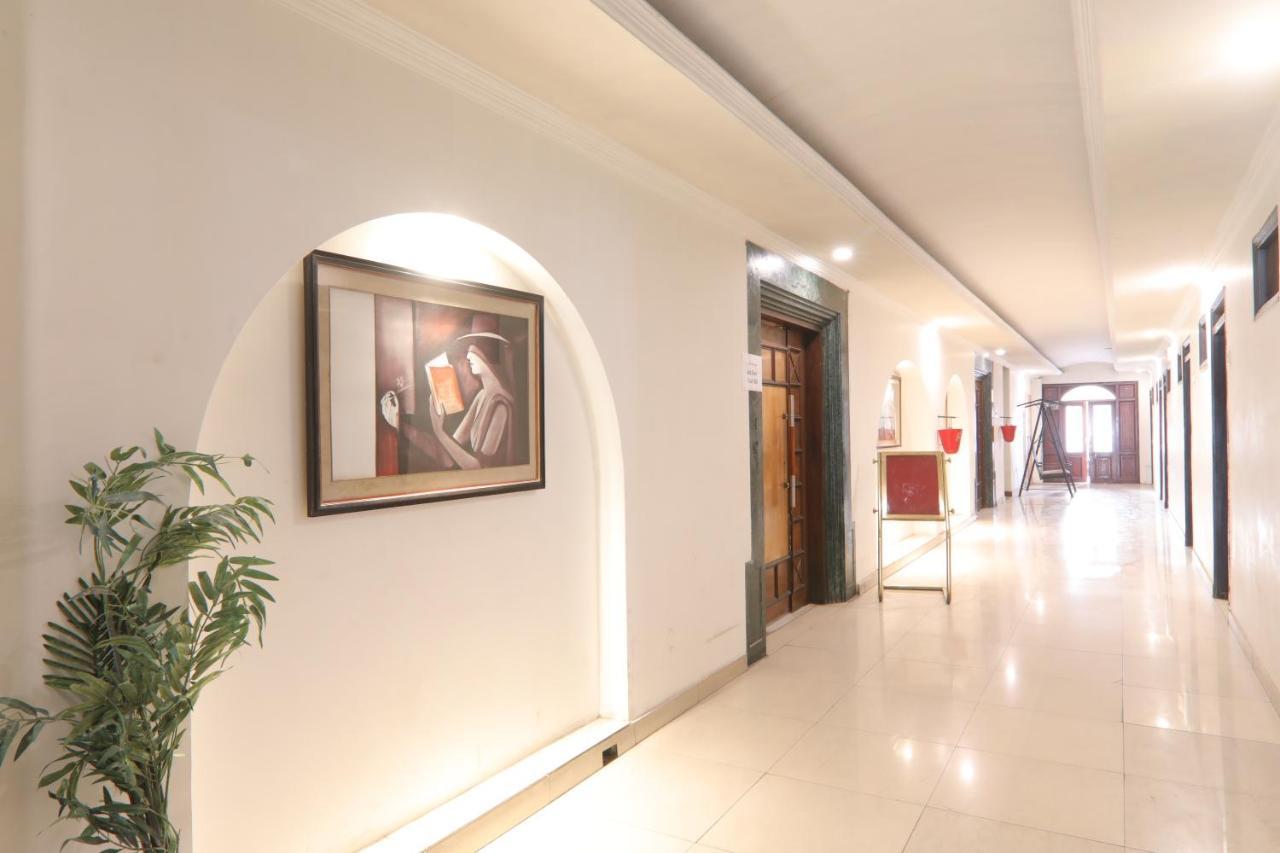 לקנאו Hotel Mohan מראה חיצוני תמונה