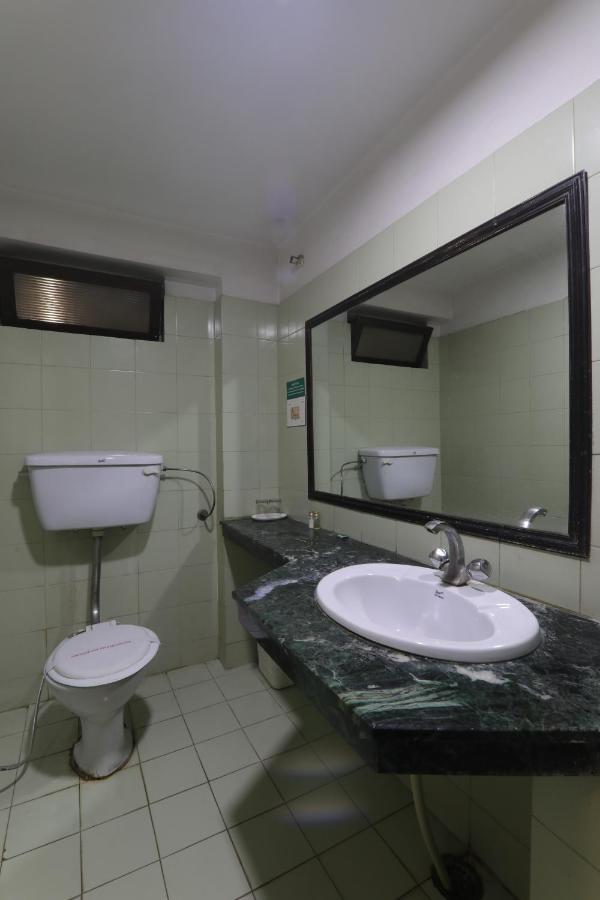 לקנאו Hotel Mohan מראה חיצוני תמונה